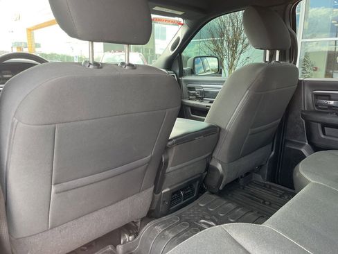 Used 2021 RAM 1500 Classic Warlock w/ Electronics Group image 16