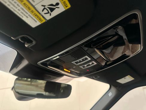 Used 2017 Land Rover Range Rover Supercharged image 49