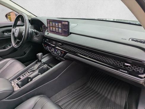 Used 2023 Honda Accord EX-L image 22