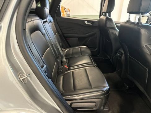 Used 2024 Ford Escape Platinum AWD/4WD image 33