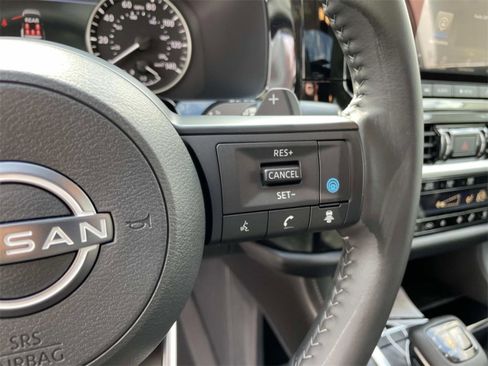 New 2025 Nissan Pathfinder SV image 18