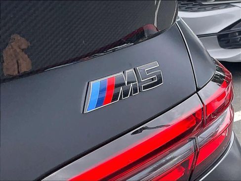 Used 2025 BMW M5 w/ Carbon Package image 10