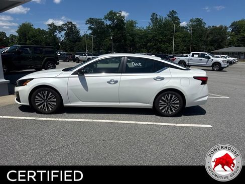 Used 2024 Nissan Altima 2.5 SV FWD image 4