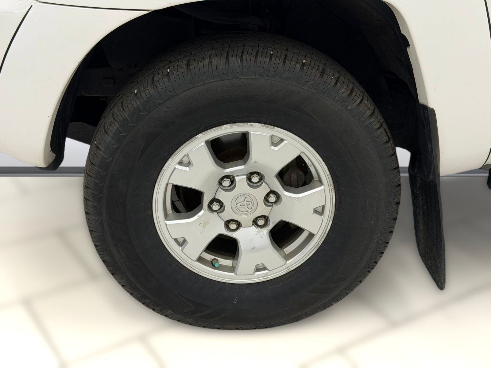 Used 2011 Toyota Tacoma 4x4 Double Cab w/ TRD Off-Road Pkg image 10