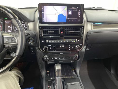 Used 2022 Lexus GX 460 Luxury image 21