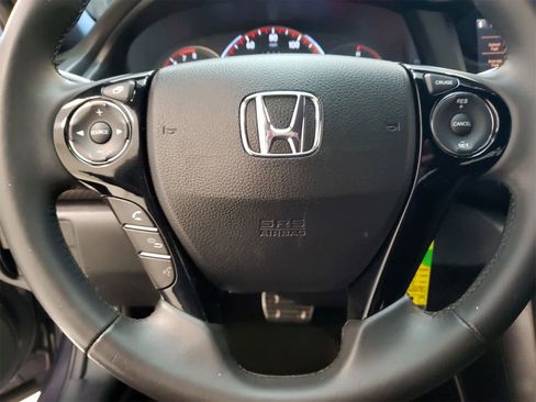 Used 2016 Honda Accord Sport image 7