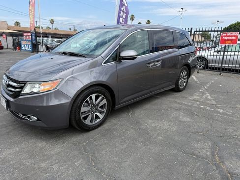 Used 2016 Honda Odyssey Touring image 5