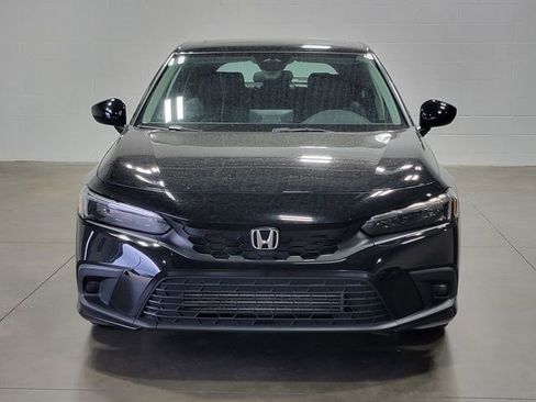 Certified 2024 Honda Civic EX-L image 3