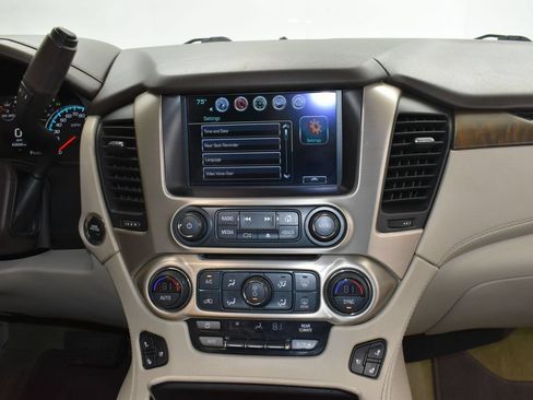 Used 2019 GMC Yukon Denali w/ Open Road Package RWD image 30