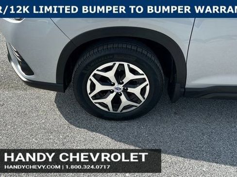 Used 2022 Subaru Forester Premium image 10