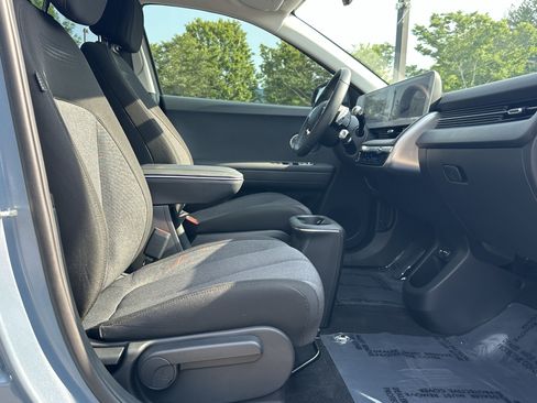 Used 2024 Hyundai Ioniq 5 SEL RWD image 14