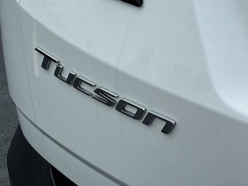 Used 2022 Hyundai Tucson SEL w/ Cargo Package AWD/4WD image 12