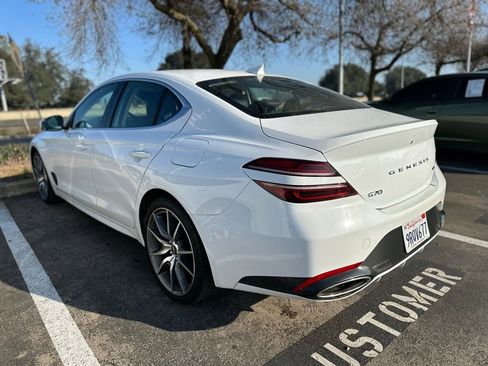 Used 2022 Genesis G70 3.3T image 4