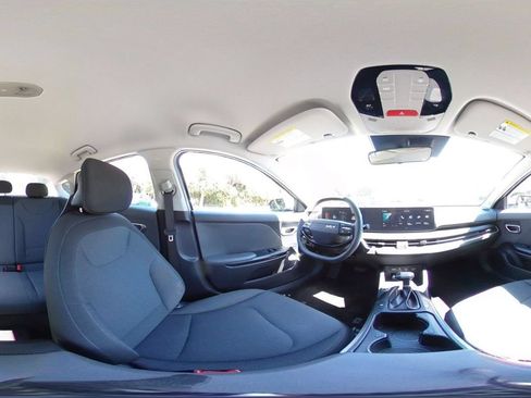 Used 2025 Kia K4 FWD image 41
