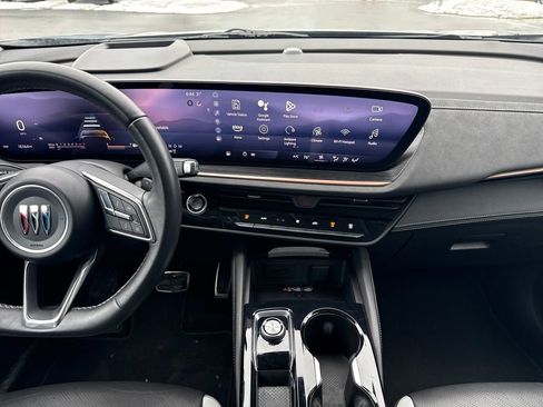 Used 2025 Buick Envision Sport Touring image 17