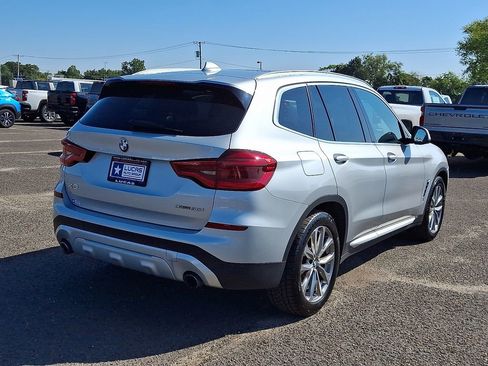 Used 2019 BMW X3 xDrive30i w/ Premium Package image 11