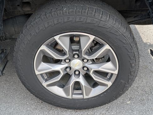 Used 2019 Chevrolet Silverado 1500 LT w/ All-Star Edition AWD/4WD image 25