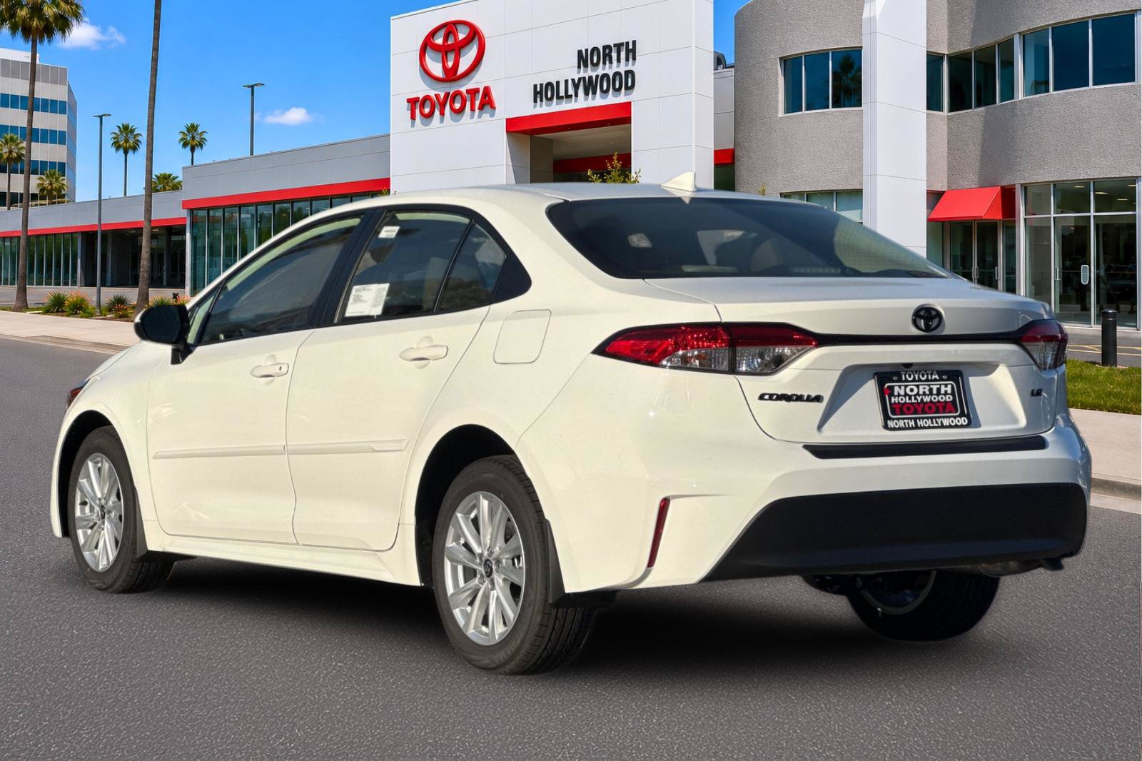 New 2027 Toyota Corolla LE FWD image 3