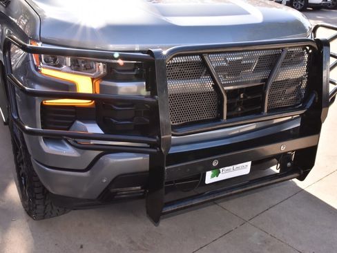 Used 2024 Chevrolet Silverado 1500 RST image 41