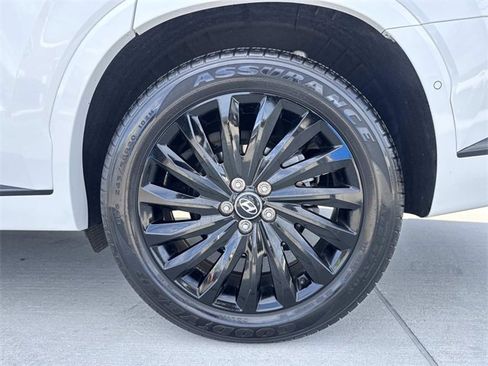 Used 2024 Hyundai Palisade Calligraphy image 4