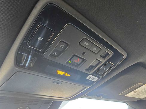 New 2026 Lexus TX 500h AWD image 34