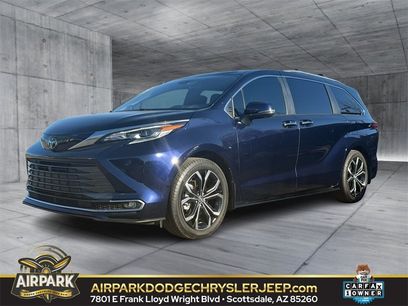 Used 2025 Toyota Sienna Platinum