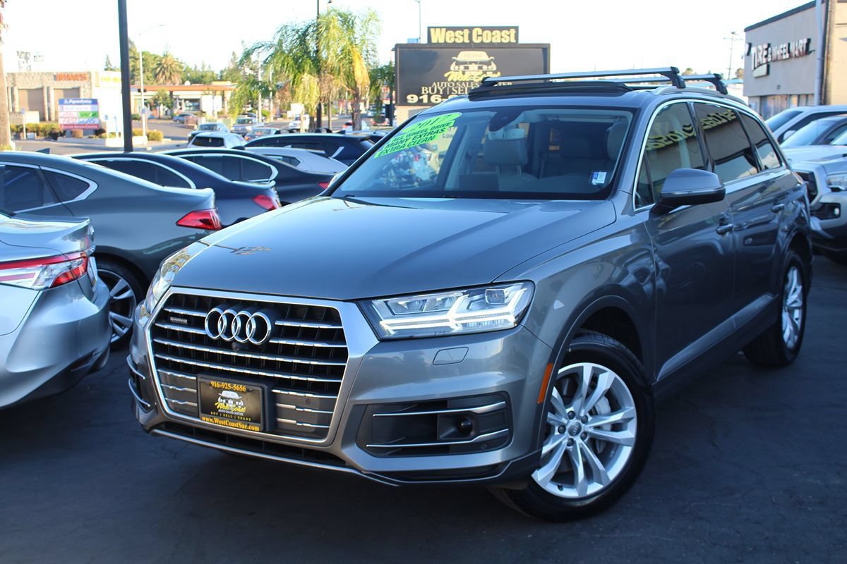 Used 2017 Audi Q7 3.0T Premium Plus AWD/4WD image 2