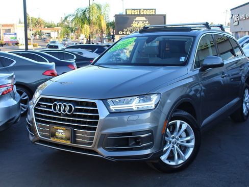 Used 2017 Audi Q7 3.0T Premium Plus AWD/4WD image 2