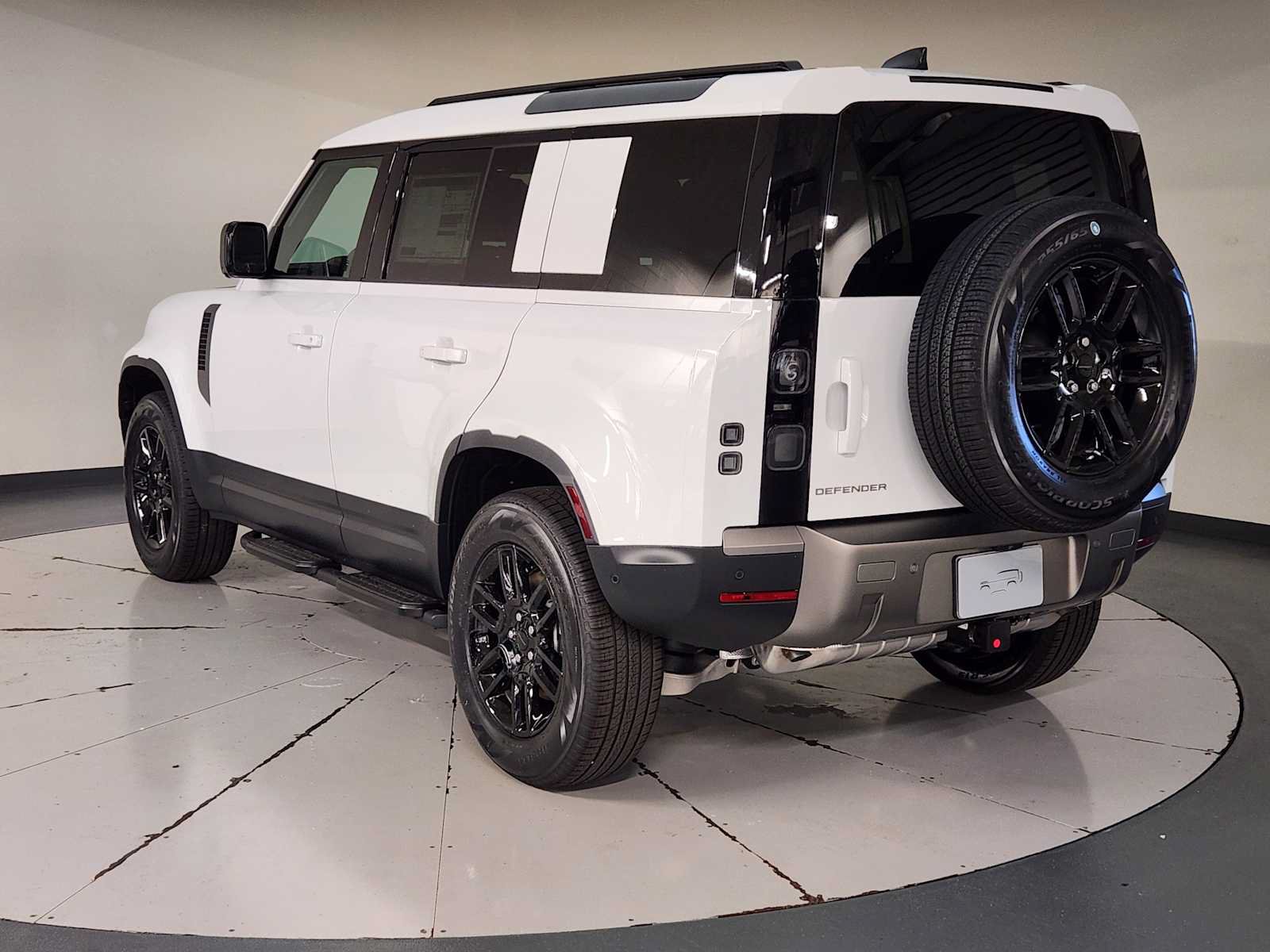 New 2026 Land Rover Defender 110 S AWD/4WD image 6