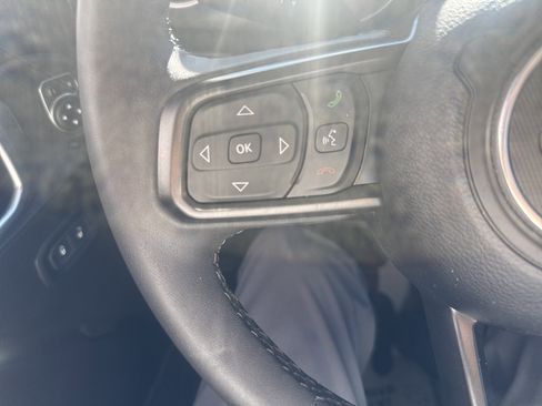 Used 2023 Jeep Wrangler Unlimited w/ Cold Weather Group image 18