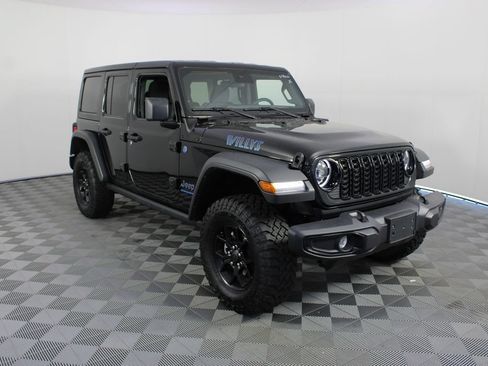 Used 2025 Jeep Wrangler Unlimited Sport S 4xe AWD/4WD image 24