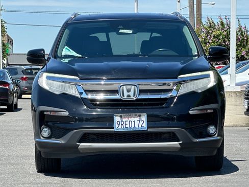 Used 2021 Honda Pilot Touring image 9