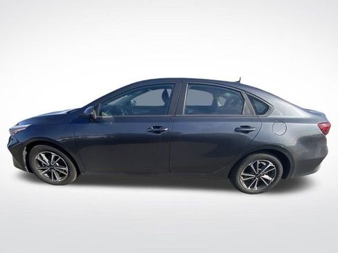 Certified 2024 Kia Forte LXS image 4
