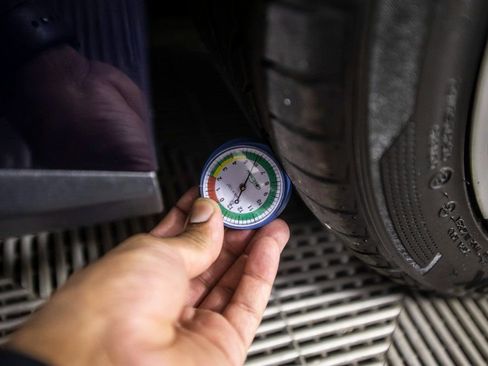 Used 2023 BMW i4 eDrive40 w/ M Sport Package image 41