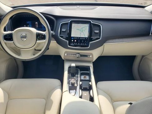 Used 2025 Volvo XC90 T8 Plus w/ Protection Package Premier AWD/4WD image 28