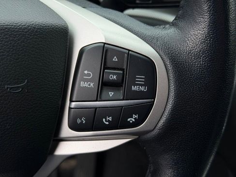 Used 2022 Ford Explorer XLT w/ Equipment Group 202A image 28