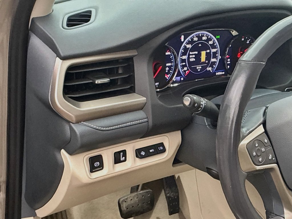Used 2022 GMC Acadia Denali FWD image 10