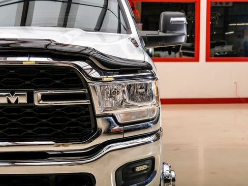 Used 2024 RAM 3500 Tradesman w/ Chrome Appearance Group AWD/4WD image 55