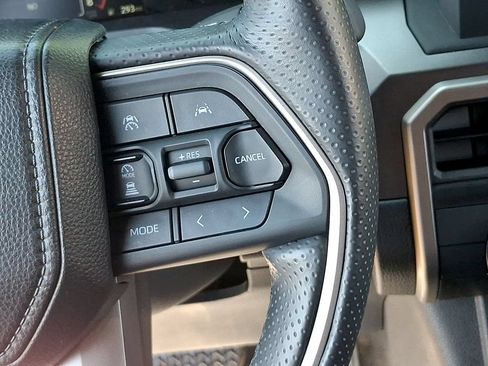Used 2026 Toyota 4Runner SR5 AWD/4WD image 21