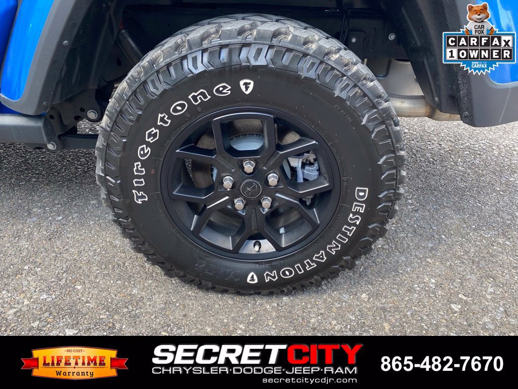 Used 2025 Jeep Gladiator Sport AWD/4WD image 9