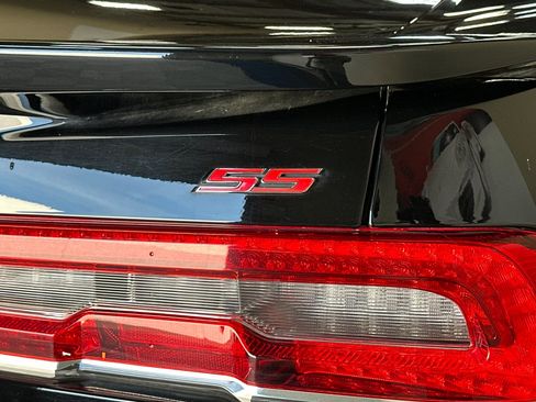 Used 2015 Chevrolet Camaro SS image 45