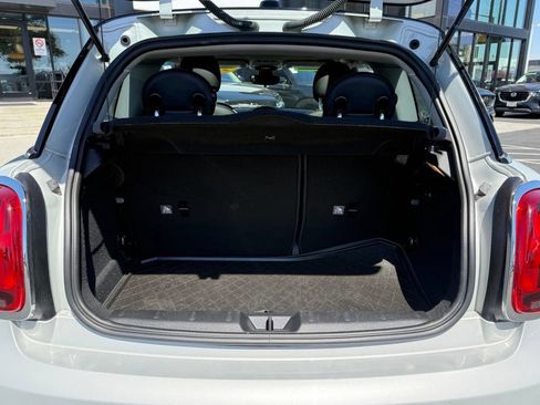 Used 2023 MINI Cooper 2-Door Hardtop FWD image 9