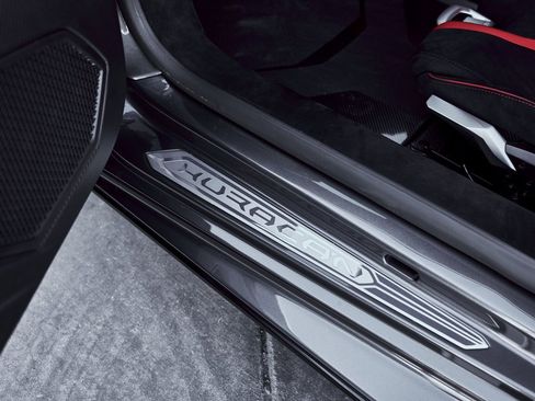 Used 2023 Lamborghini Huracan STO image 42