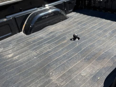 Used 2003 GMC Sierra 2500 SLT w/ SLT Preferred Equipment Group AWD/4WD image 10