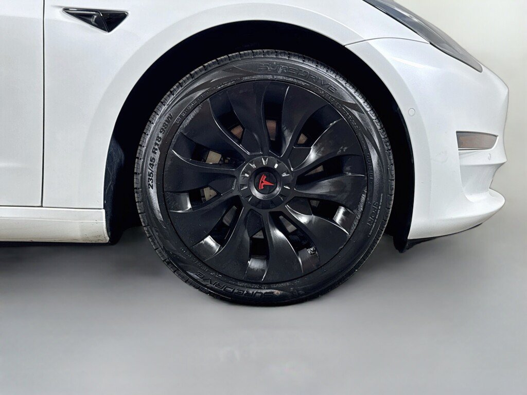 Used 2020 Tesla Model 3 Long Range AWD/4WD image 40