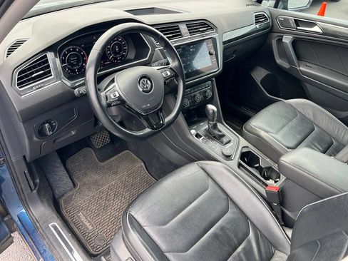 Used 2018 Volkswagen Tiguan SEL Premium AWD/4WD image 15