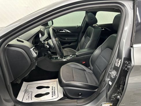 Used 2019 INFINITI QX30 AWD w/ Navigation Package image 9