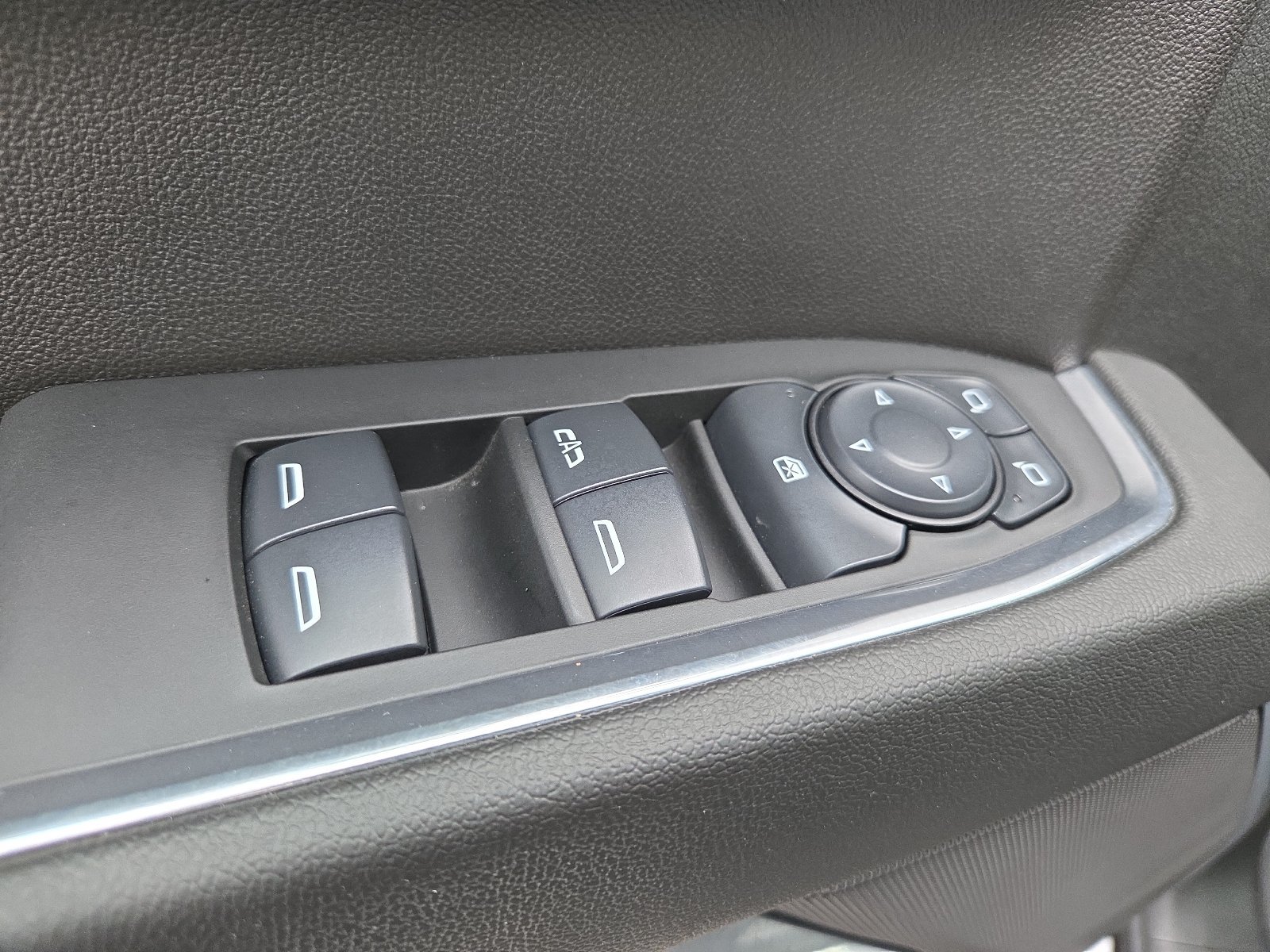 Used 2024 GMC Sierra 1500 Elevation AWD/4WD image 15