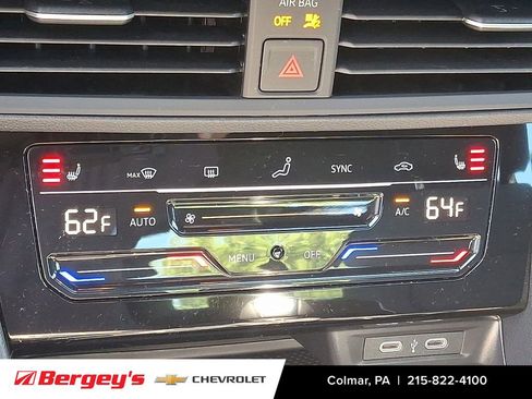 Used 2025 Volkswagen Jetta Sport FWD image 18