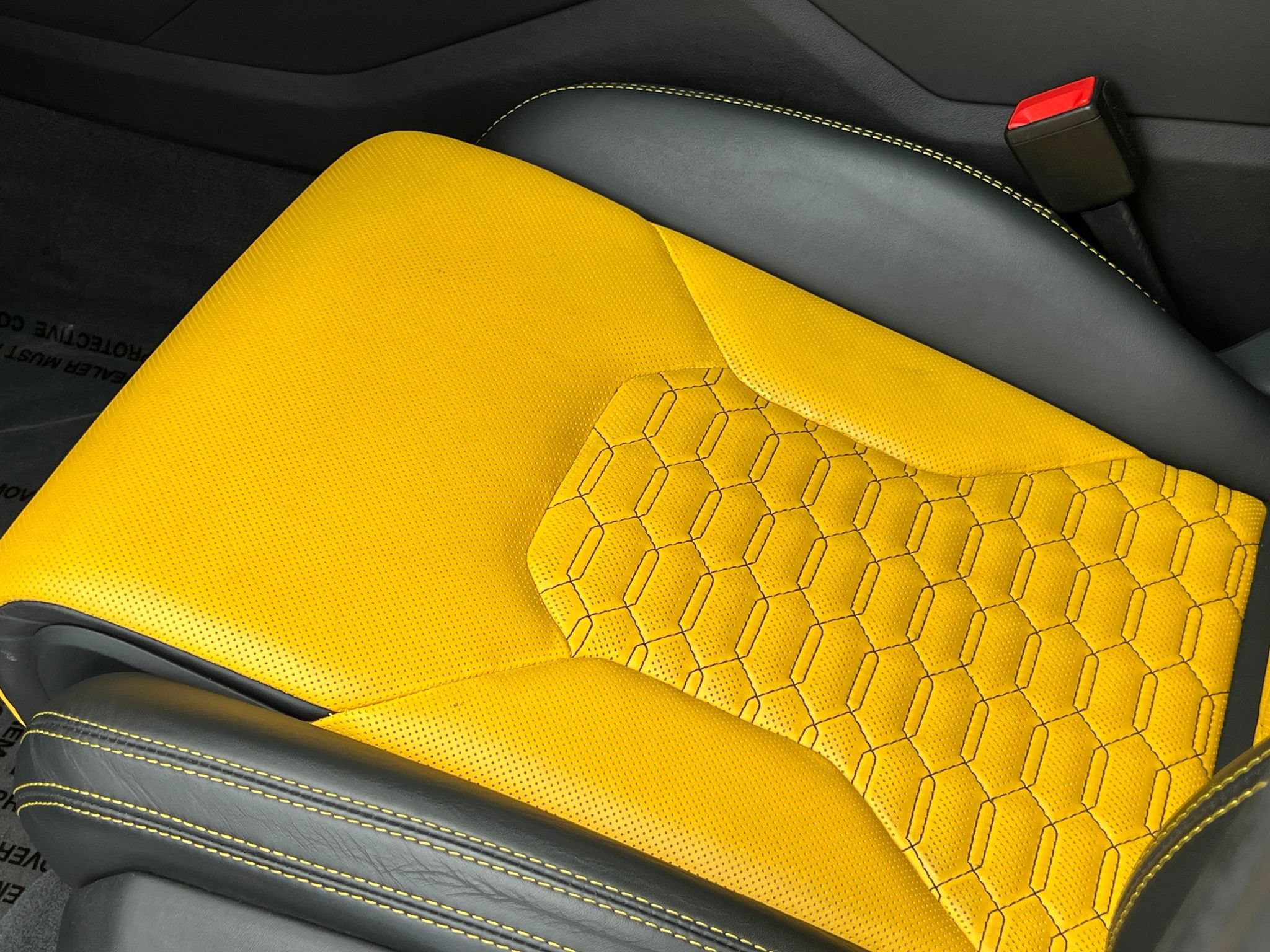Used 2022 Lamborghini Urus AWD/4WD image 41